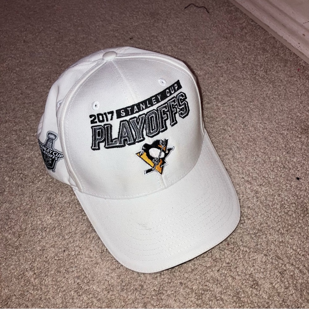 Reebok Pittsburgh Penguins White 2017 Playoffs Velcro Closure Hat